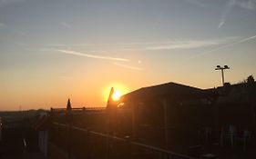 The Granby Hotel - Free Parking - Breakfast, Bar & Restaurant